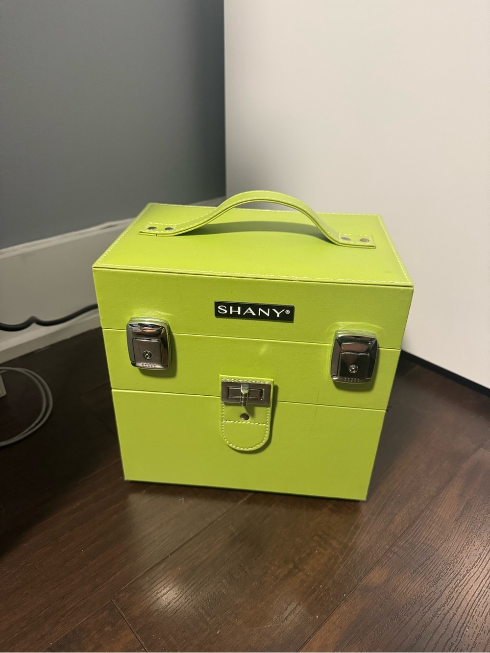 SHANY Lime Green Travel Makeup/Nail Tech Case